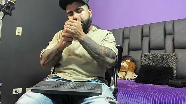 Lyon vach online show from April 26, 2:20 am