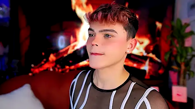 Snapshot of PRINCE_STEV chatting on October 21, 10:56 pm PRINCE STEV online show from October 21, 10:56 pm