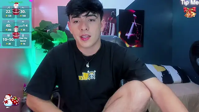 Snapshot of nolan_twink1 chatting on December 11, 4:19 am nolan twink1 online show from December 11, 4:19 am