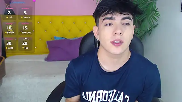 Snapshot of nolan_twink1 chatting on February 15, 5:39 pm nolan twink1 online show from February 15, 5:39 pm