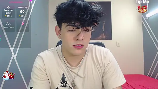 Snapshot of nolan_twink1 chatting on December 21, 5:40 pm nolan twink1 online show from December 21, 5:40 pm