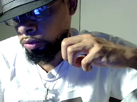 Snapshot of WhiskeyWood_DuhGOD chatting on December 10, 3:08 am WhiskeyWood DuhGOD online show from December 10, 3:08 am