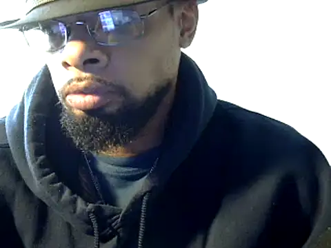 Snapshot of WhiskeyWood_DuhGOD chatting on December 19, 5:18 pm WhiskeyWood DuhGOD online show from December 19, 5:18 pm