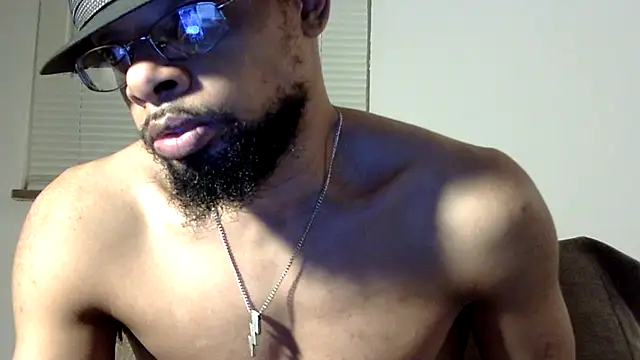 Snapshot of WhiskeyWood_DuhGOD chatting on March 21, 2:28 am WhiskeyWood DuhGOD online show from March 21, 2:28 am