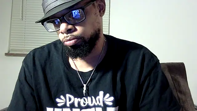 Snapshot of WhiskeyWood_DuhGOD chatting on October 20, 1:53 am WhiskeyWood DuhGOD online show from October 20, 1:53 am