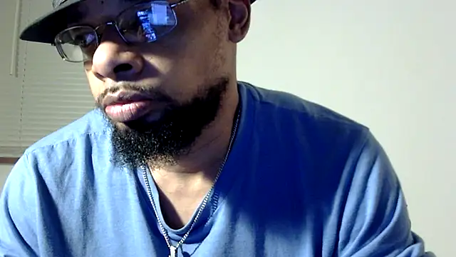 Snapshot of WhiskeyWood_DuhGOD chatting on February 11, 3:40 am WhiskeyWood DuhGOD online show from February 11, 3:40 am