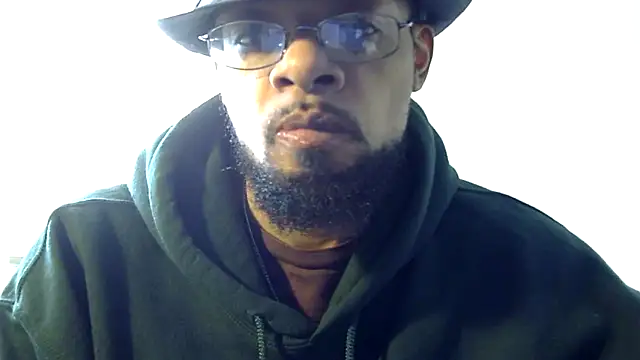 Snapshot of WhiskeyWood_DuhGOD chatting on February 5, 5:32 pm WhiskeyWood DuhGOD online show from February 5, 5:32 pm