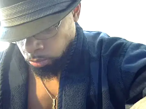 Snapshot of WhiskeyWood_DuhGOD chatting on December 12, 5:37 pm WhiskeyWood DuhGOD online show from December 12, 5:37 pm