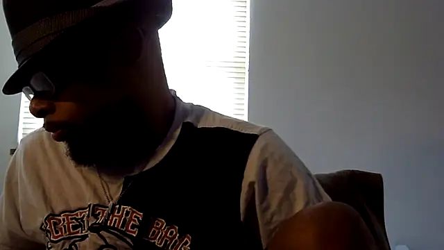 Snapshot of WhiskeyWood_DuhGOD chatting on September 10, 4:49 pm WhiskeyWood DuhGOD online show from September 10, 4:49 pm