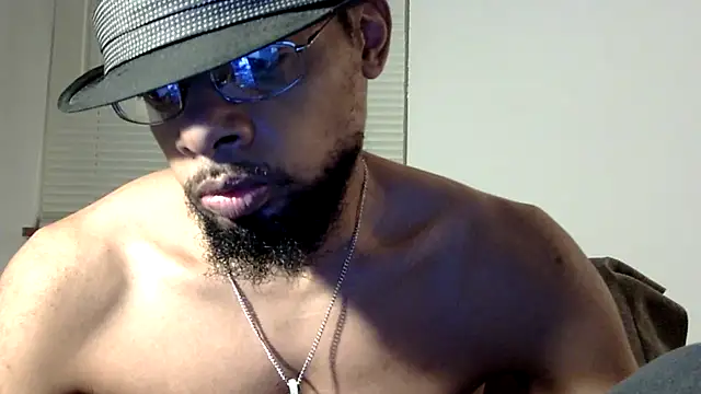 Snapshot of WhiskeyWood_DuhGOD chatting on February 26, 3:42 am WhiskeyWood DuhGOD online show from February 26, 3:42 am