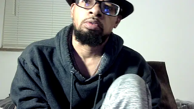 Snapshot of WhiskeyWood_DuhGOD chatting on October 24, 2:24 am WhiskeyWood DuhGOD online show from October 24, 2:24 am