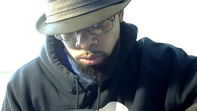 Snapshot of WhiskeyWood_DuhGOD chatting on February 4, 5:23 pm WhiskeyWood DuhGOD online show from February 4, 5:23 pm