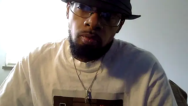 Snapshot of WhiskeyWood_DuhGOD chatting on March 3, 5:23 pm WhiskeyWood DuhGOD online show from March 3, 5:23 pm