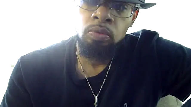 Snapshot of WhiskeyWood_DuhGOD chatting on January 27, 5:37 pm WhiskeyWood DuhGOD online show from January 27, 5:37 pm
