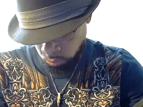 Snapshot of WhiskeyWood_DuhGOD chatting on December 5, 5:18 pm WhiskeyWood DuhGOD online show from December 5, 5:18 pm
