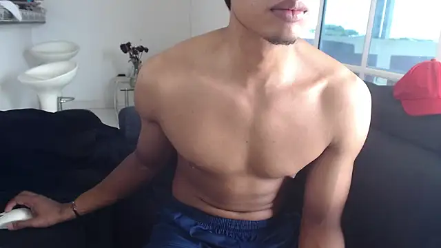 JacksonCooper1 online show from April 5, 5:42 pm