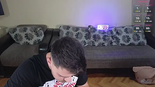 JohnnyStepBro online show from December 11, 5:32 pm