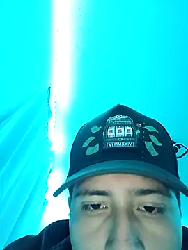 Snapshot of Neithan__23 chatting on November 2, 1:43 am Neithan 23 online show from November 2, 1:43 am