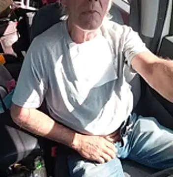 vanscr1 online show from April 9, 3:18 pm