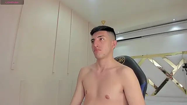 Un Slutty online show from September 10, 7:56 pm