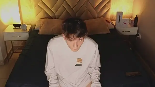 MaxHeat  online show from January 19, 7:37 pm