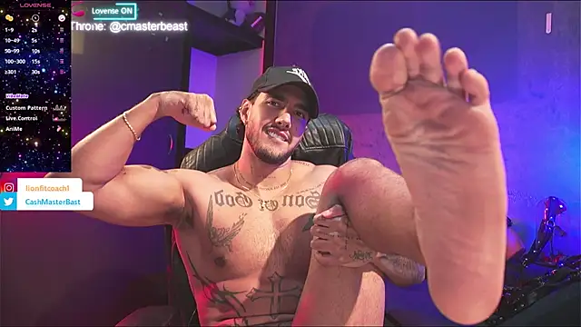 JACOB MARTINS online show from May 19, 5:35 am