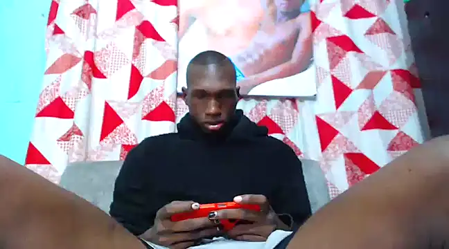 Snapshot of black30cmdick chatting on March 16, 12:55 pm black30cmdick online show from March 16, 12:55 pm