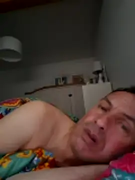 bagoulo online show from April 11, 2:20 pm