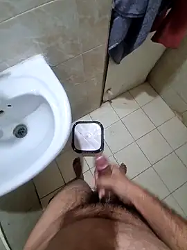 Snapshot of Lk123098 chatting on February 14, 10:49 am Lk123098 online show from February 14, 10:49 am