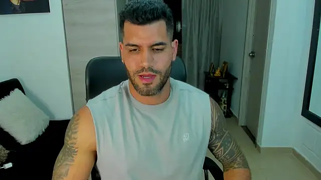 SamirHazard97 online show from February 10, 2:49 am