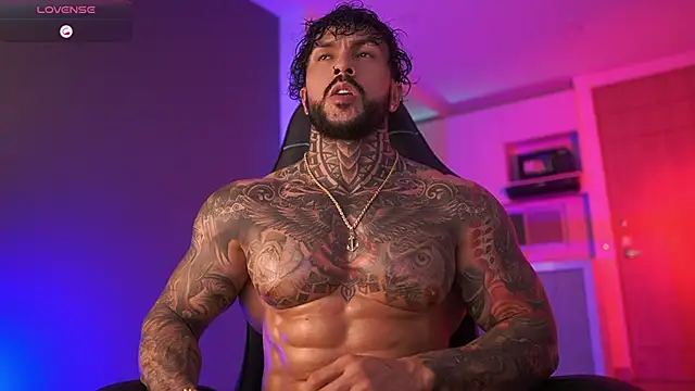 Snapshot of mariano_costa chatting on October 28, 5:21 am mariano costa online show from October 28, 5:21 am