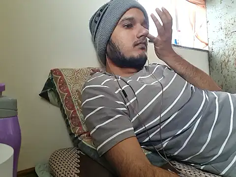 Snapshot of Jonrobinso chatting on September 28, 7:28 am Jonrobinso online show from September 28, 7:28 am