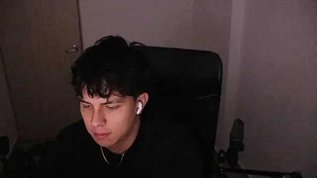 Tony Hoffa online show from March 3, 9:43 pm