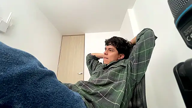 Tony Hoffa online show from February 4, 8:37 pm