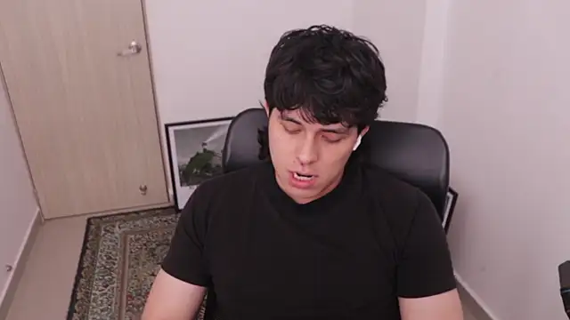 Tony Hoffa online show from April 24, 10:12 pm