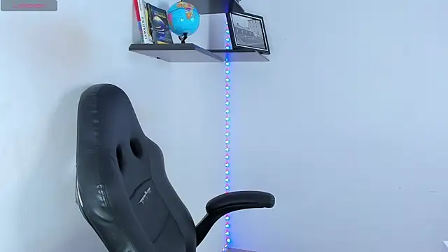 Snapshot of Jacoob19_ chatting on October 14, 11:50 am Jacoob19 online show from October 14, 11:50 am