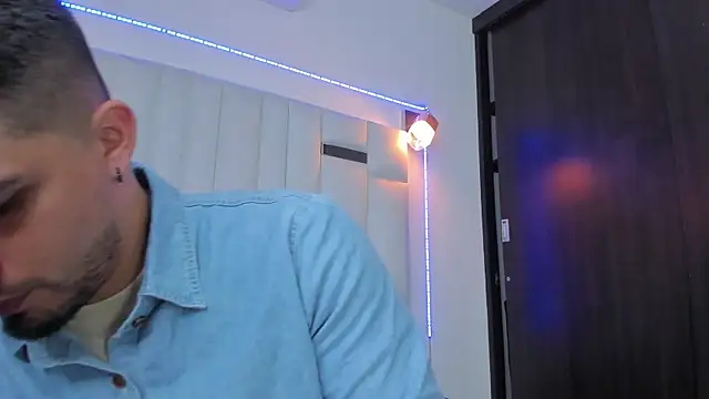 Snapshot of Jacoob19_ chatting on March 15, 12:34 pm Jacoob19 online show from March 15, 12:34 pm
