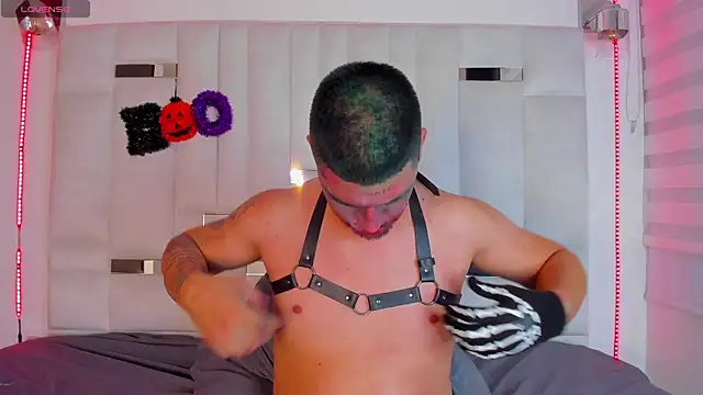 Snapshot of Jacoob19_ chatting on October 31, 10:02 pm Jacoob19 online show from October 31, 10:02 pm