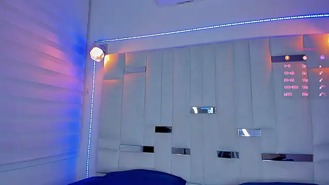 Snapshot of Jacoob19_ chatting on February 5, 1:11 pm Jacoob19 online show from February 5, 1:11 pm