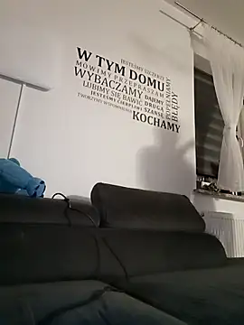 wariacik0024 online show from October 19, 3:11 am