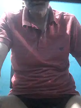 Snapshot of hugosafado333 chatting on October 31, 3:52 am hugosafado333 online show from October 31, 3:52 am