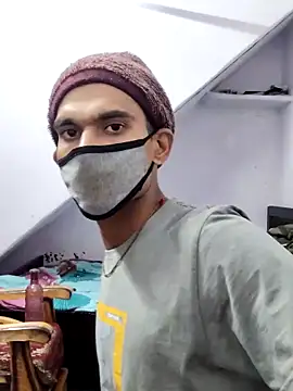 Snapshot of Habibi_big_b chatting on January 17, 4:59 pm Habibi big b online show from January 17, 4:59 pm