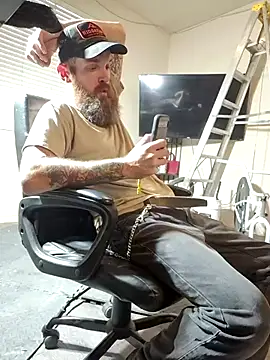 lit702 online show from March 22, 7:19 pm