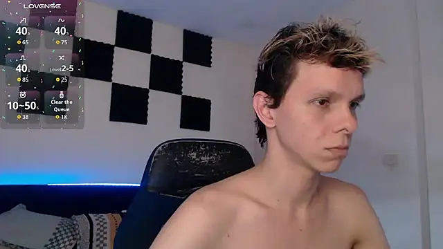 Snapshot of bryamado69 chatting on October 23, 7:06 pm bryamado69 online show from October 23, 7:06 pm