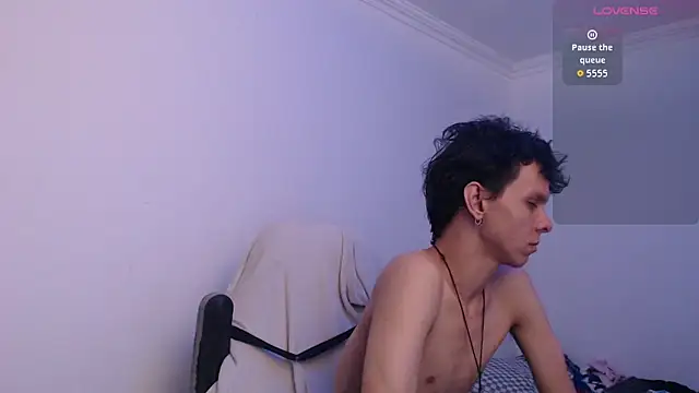 bryamado69 online show from April 27, 1:08 pm