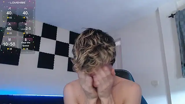 Snapshot of bryamado69 chatting on October 22, 2:10 pm bryamado69 online show from October 22, 2:10 pm