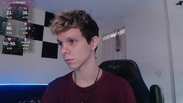 Snapshot of bryamado69 chatting on October 15, 12:46 pm bryamado69 online show from October 15, 12:46 pm