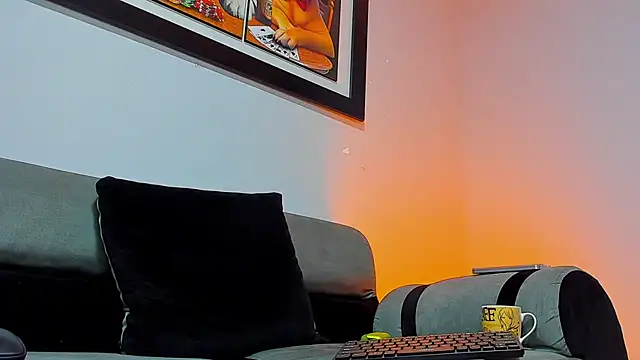 Snapshot of MAXIMUS_MASTE3 chatting on October 23, 10:02 pm MAXIMUS MASTE3 online show from October 23, 10:02 pm