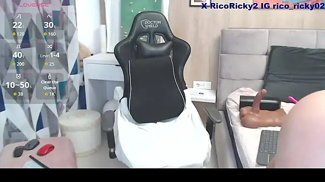 Snapshot of rico_ricky chatting on September 9, 1:43 pm rico ricky online show from September 9, 1:43 pm
