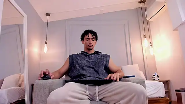 Snapshot of Dominick_star chatting on September 19, 4:35 am Dominick star online show from September 19, 4:35 am